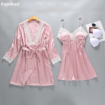 Kupokasi 2Pcs Robe Vestido de Conjuntos de Mulher roupa de dormir Mulheres Sexy Laço do Roupão de banho + Mini Noite Vestido de Camisola Conjunto de Lingerie Verão