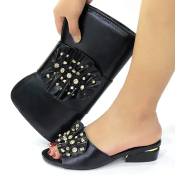 Negros Mulheres Chinelos E um Conjunto de Saco Inferior Saltos de Sapatos Combinando Com a Bolsa de mão de Moda Pantuflas Bolsa de Embreagem CR531 Altura 3cm