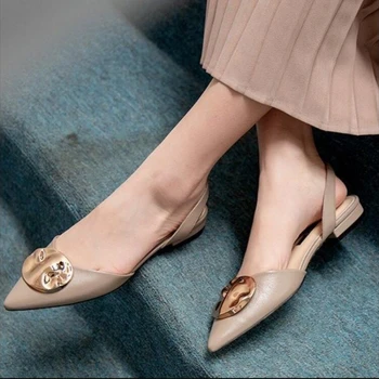 Verão as Mulheres Sapatos Clássicos Botão de Metal Pontiagudo Dedo do pé Sandálias da Moda Conforto Slip-on Flats Sapatos de Senhoras Único Zapatos